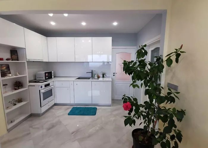 Sea View Apartment Warna